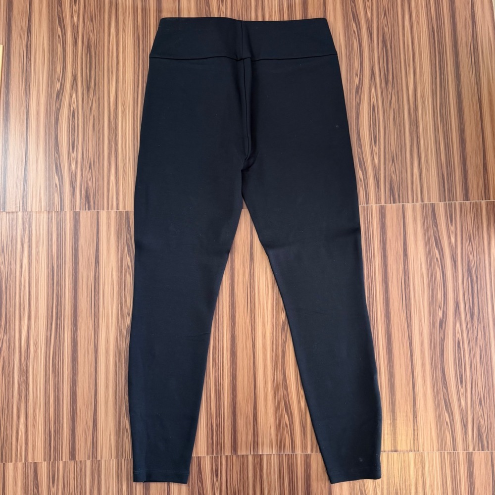 Cabi 4517 Black Ankle Zip Ponte Leggings Sz M NWOT Elevated Athleisure Travel - Picture 2 of 8
